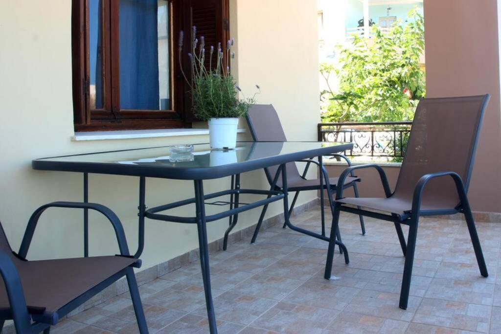 Daphne'S House Families Only Chrissi Akti Chania Exterior foto