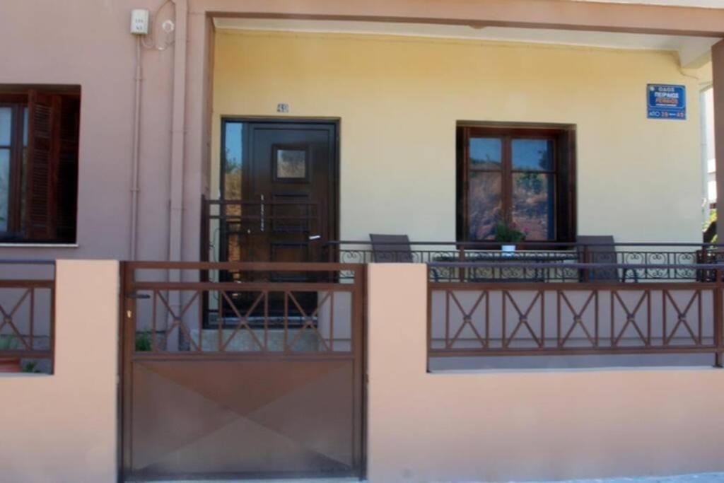 Daphne'S House Families Only Chrissi Akti Chania Exterior foto
